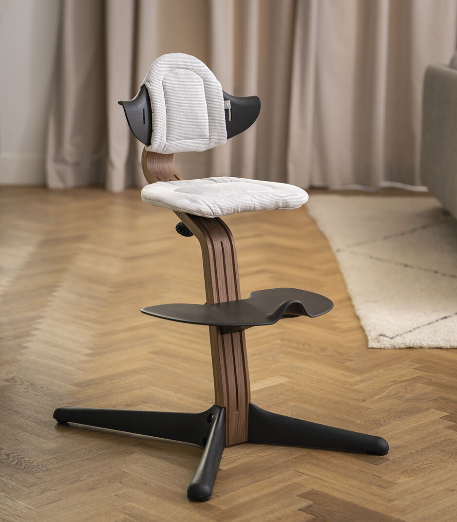 Stokke® Nomi® stoel, Walnut Black, mainview galerijafbeelding 3
